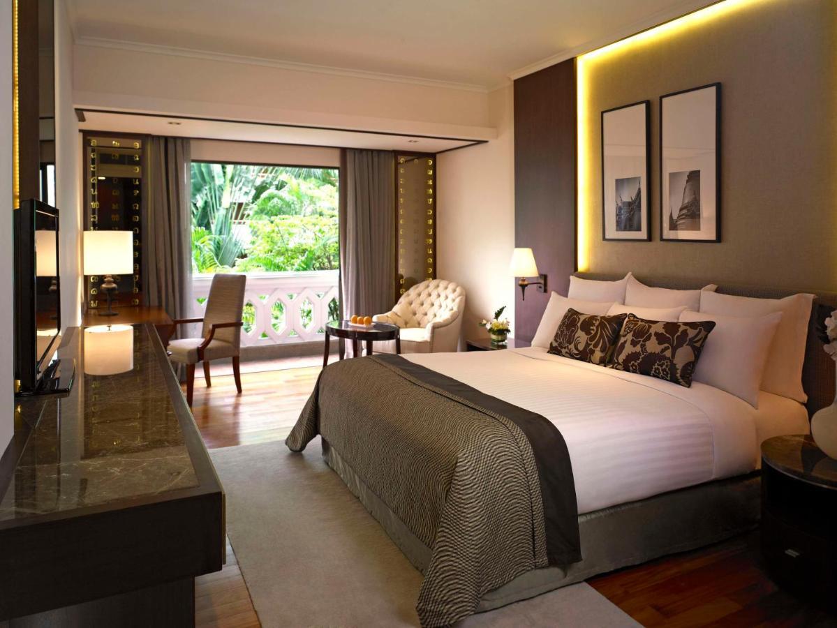 Anantara Riverside Bangkok Resort Экстерьер фото