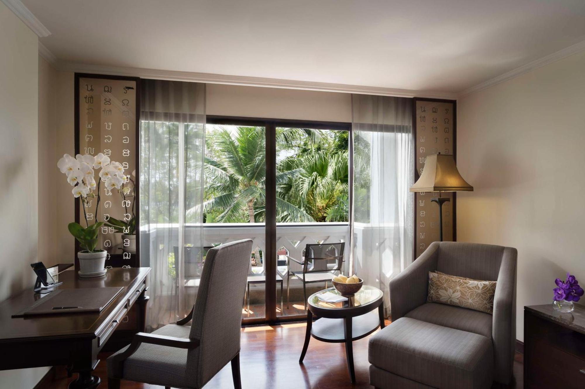 Anantara Riverside Bangkok Resort Экстерьер фото