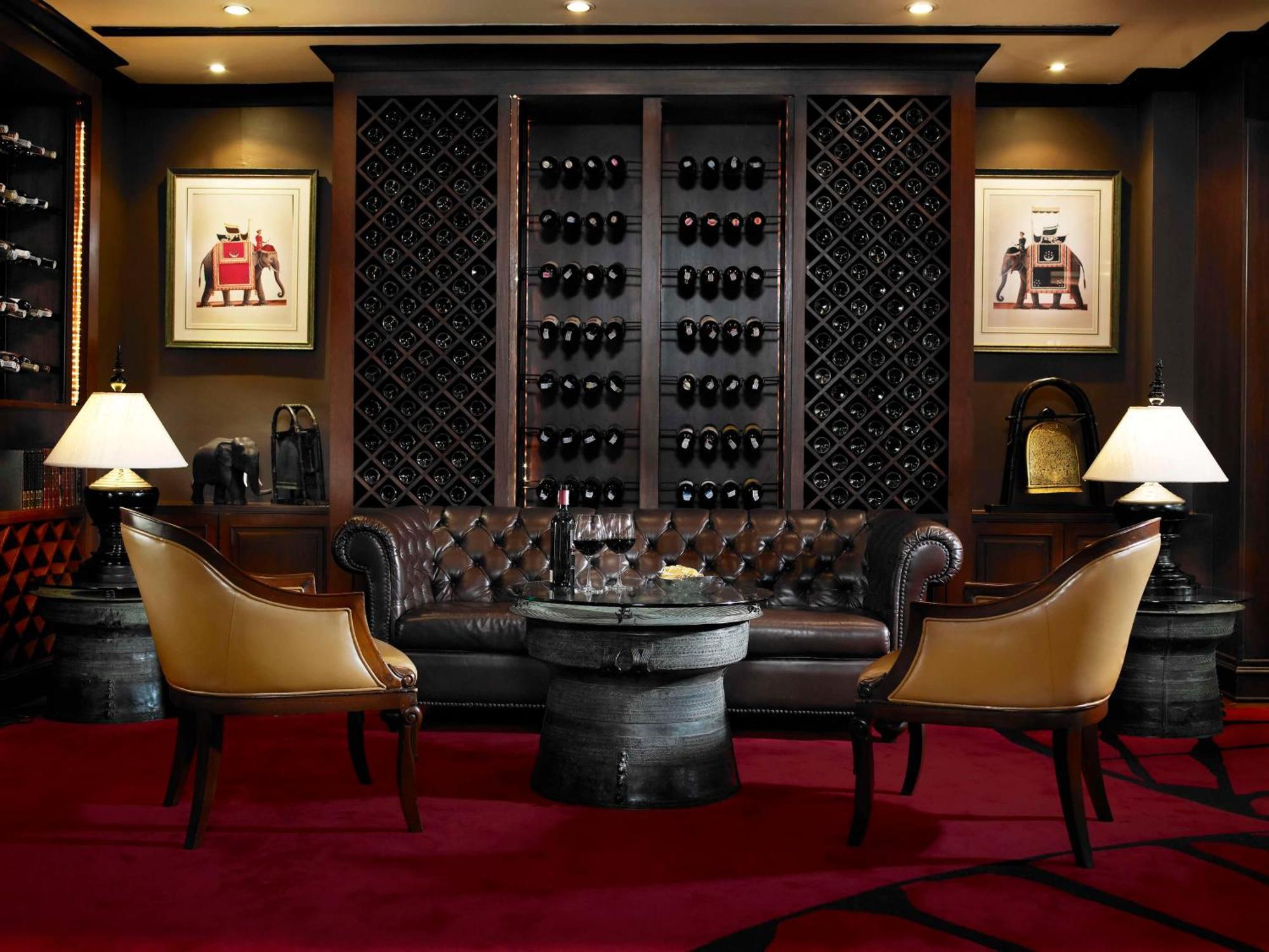 Anantara Riverside Bangkok Resort Экстерьер фото The Wine Library